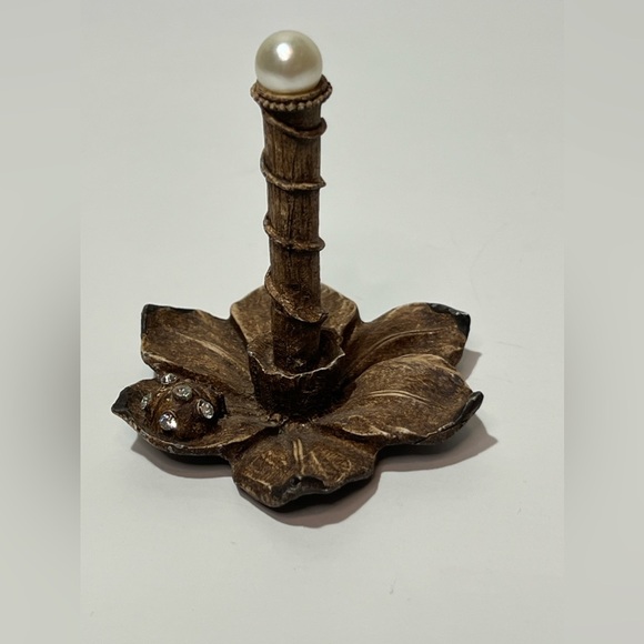 Source Unknown Jewelry - VTG Metal Flower Ring Stand Holder Rhinestone Ladybug 3.5" Faux Pearl